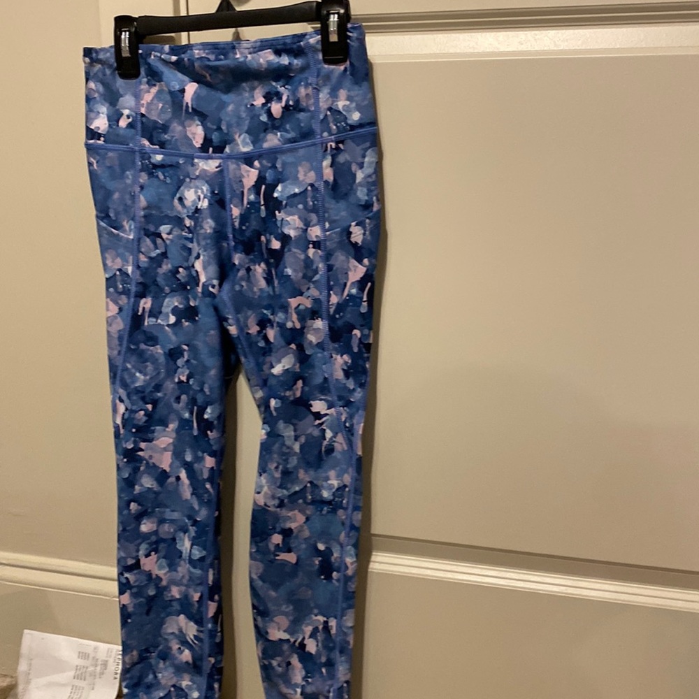 Designed GapFit leggings